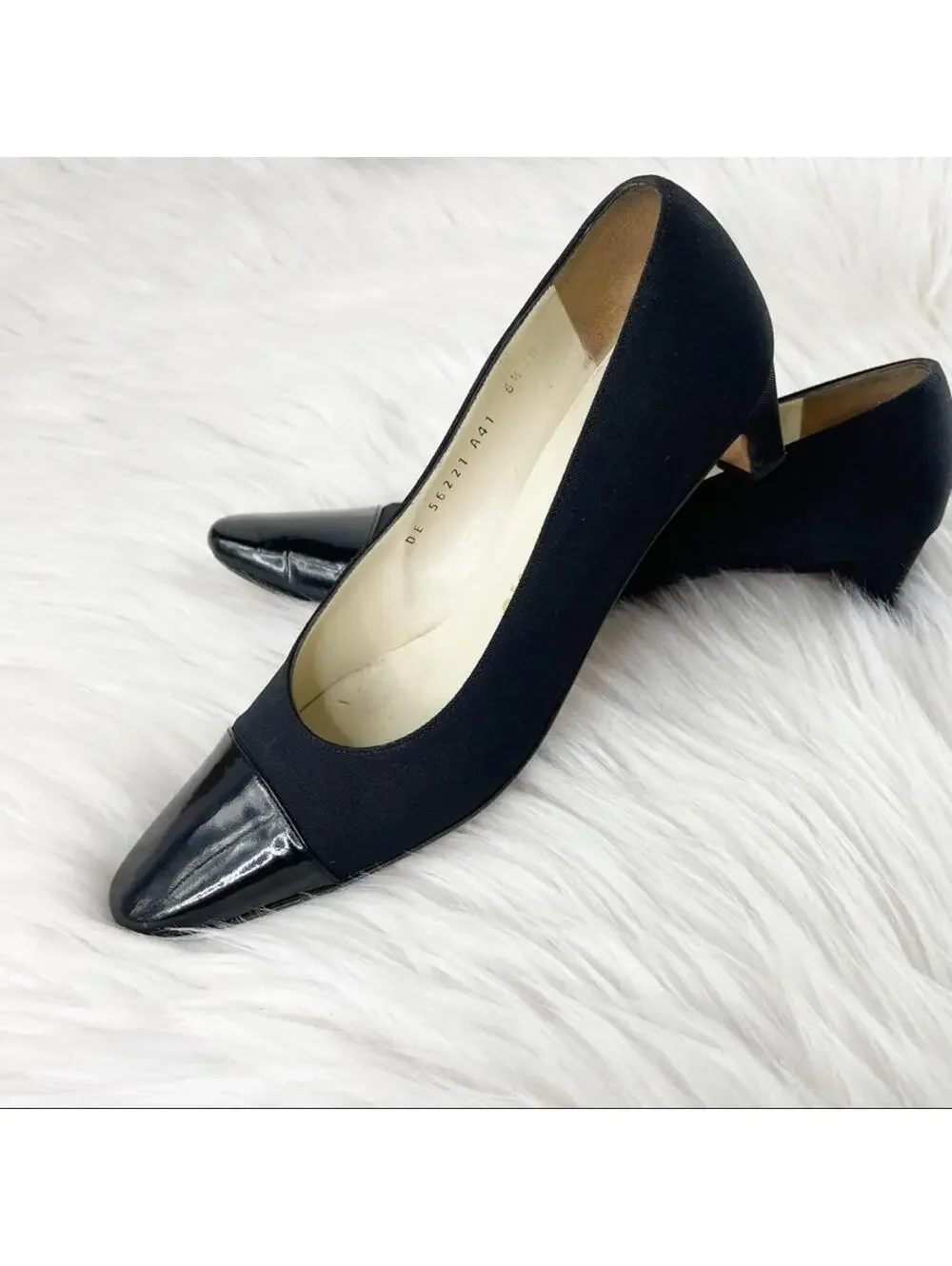 Salvatore Ferragamo Black Cap-Toe Heels 6.5 B